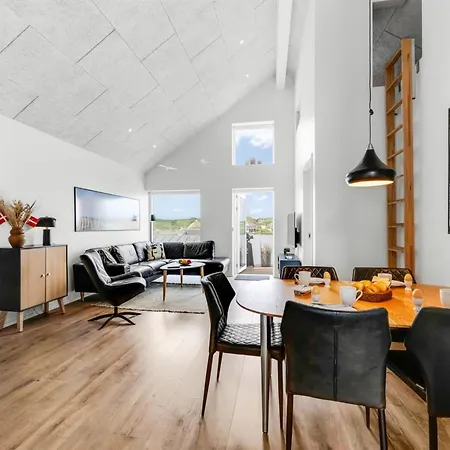 Lägenhet Halldora - 300m From The Sea By Interhome